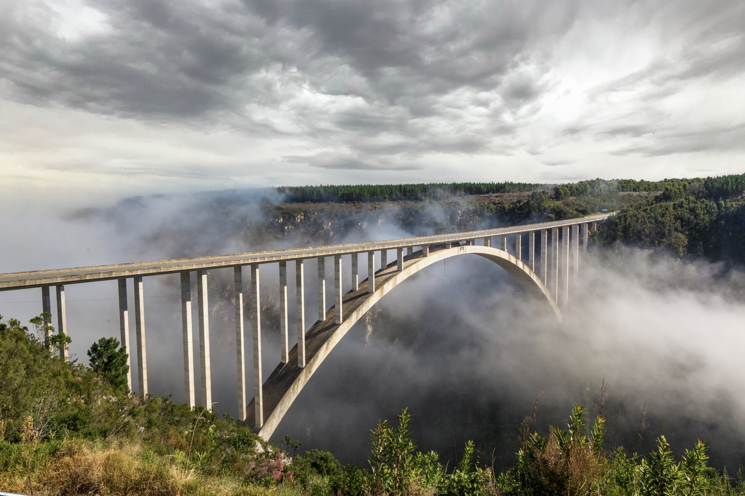 Golf, Gourmet und Garden Route – Südafrika für Geniesser Die Bloukrans-Brücke